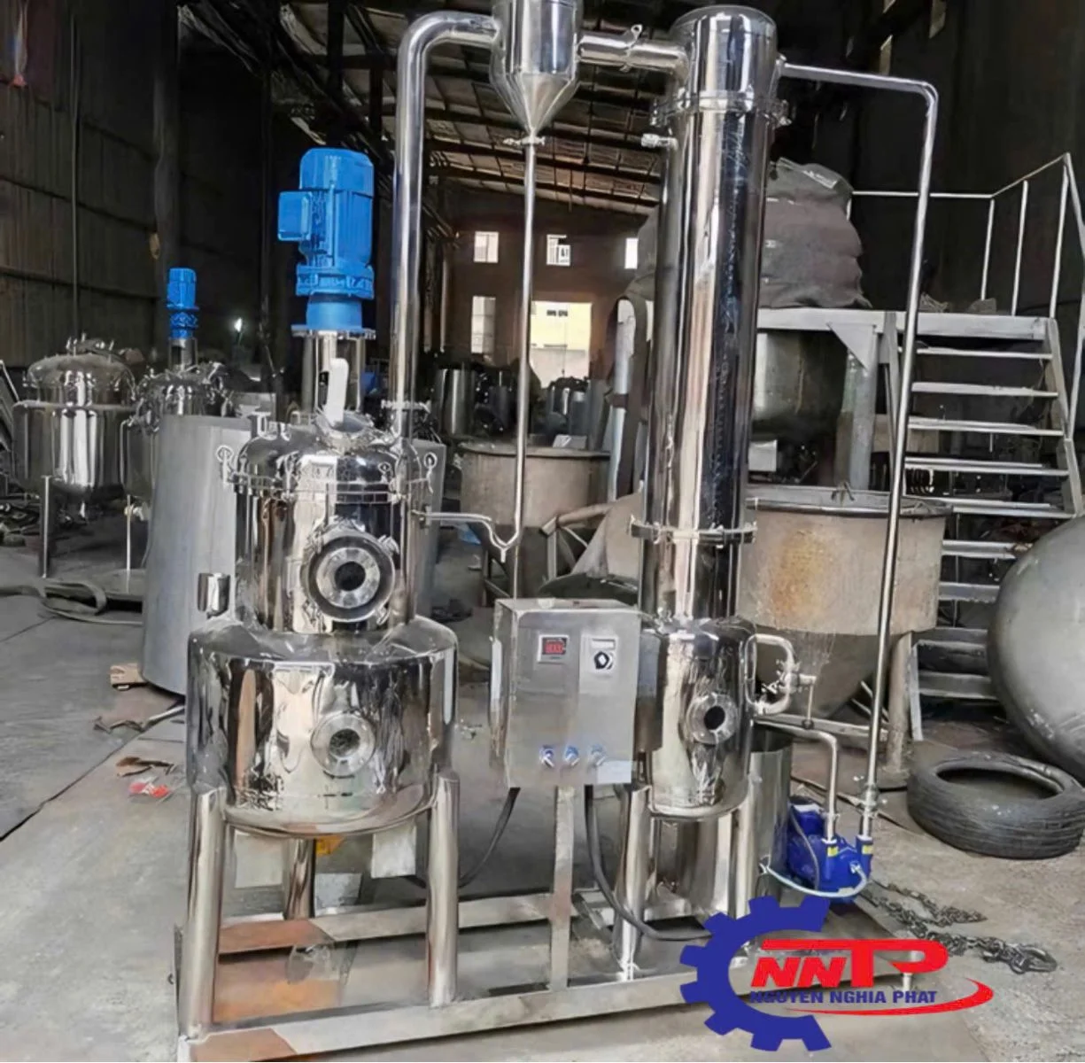 máy cô đặc chân không 50 lít