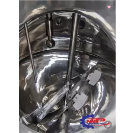 Máy cô đặc chân không 200 lít