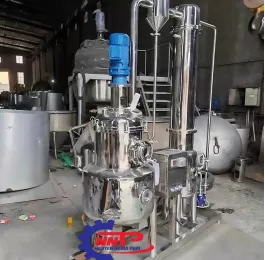 Máy cô đặc chân không 50 lít