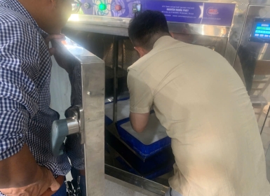 Máy sấy nhựa vi sóng trong thời gian nhanh ,hiểu quả,gia nhiệt đồng đều,tiết kiệm điện năng 