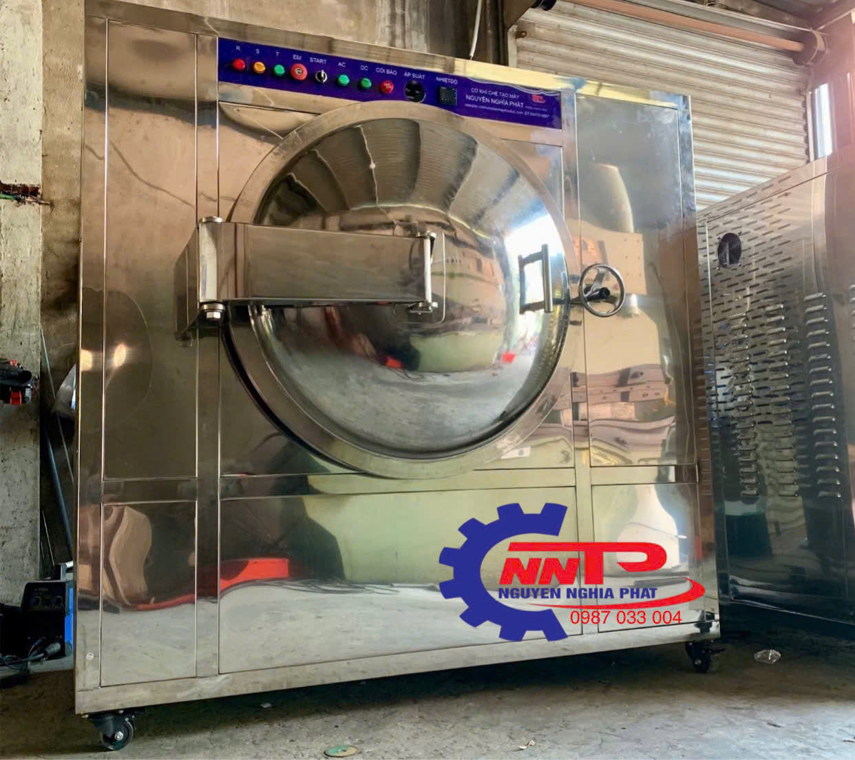 Máy sấy vi sóng chân không