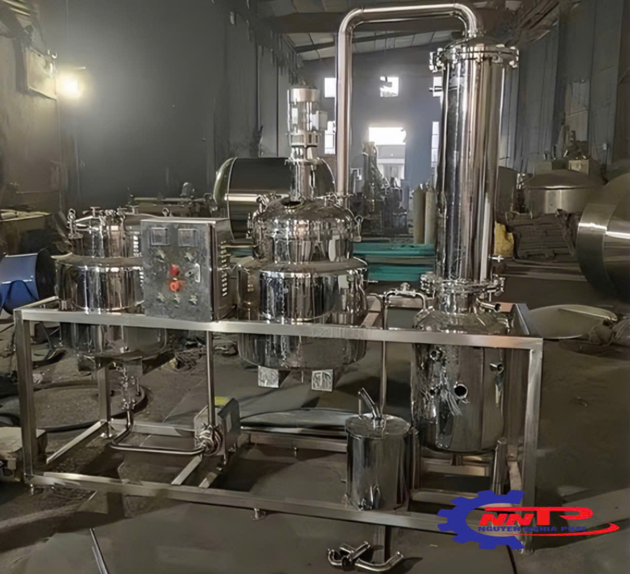 máy cô đặc chân không 50 lít