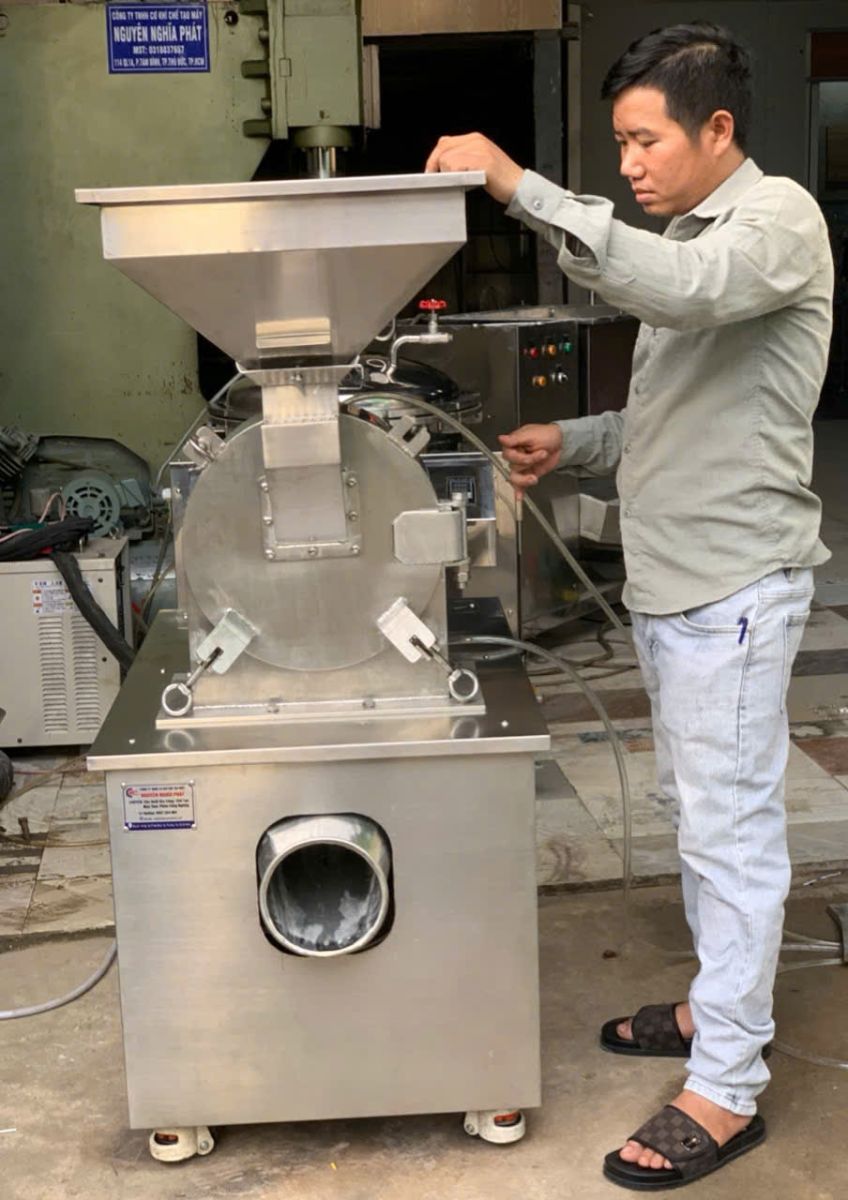máy nghiền thuốc bắc siêu mịn