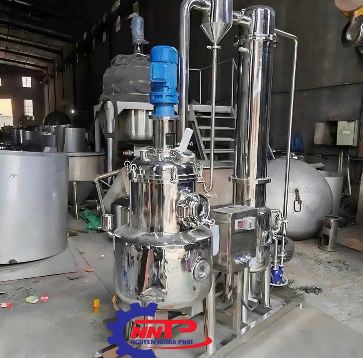 Máy cô đặc chân không