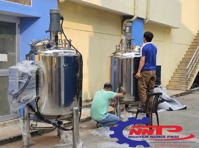 bồn gia nhiệt có cánh khuấy