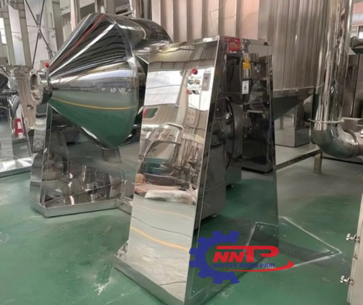 máy trộn bột khô dạng trống